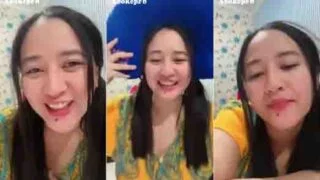 Bokep ochi berlian liveshow lepas daster
